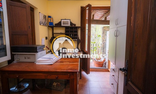 Bestaande bouw - Villa - Lena