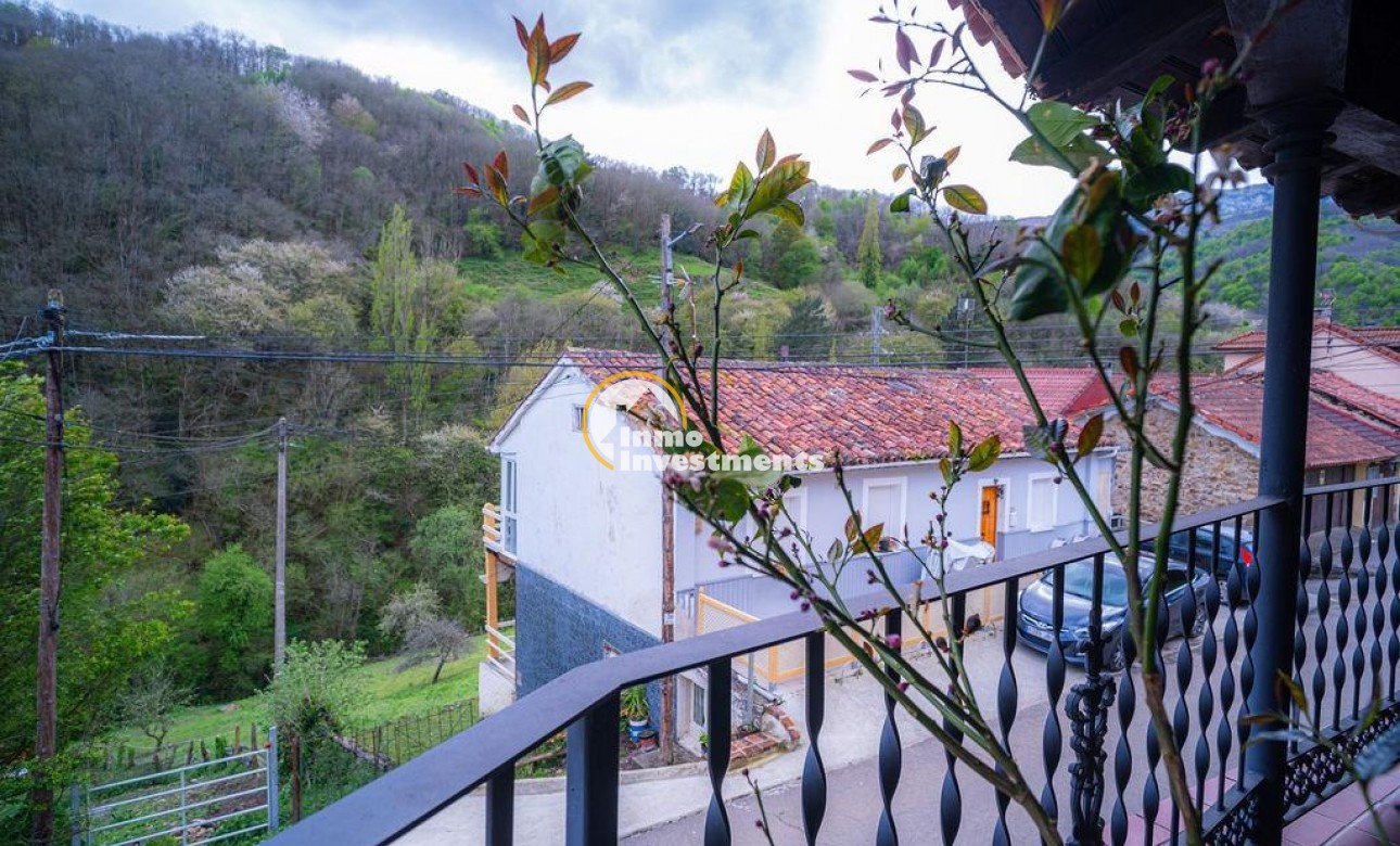 Bestaande bouw - Villa - Lena