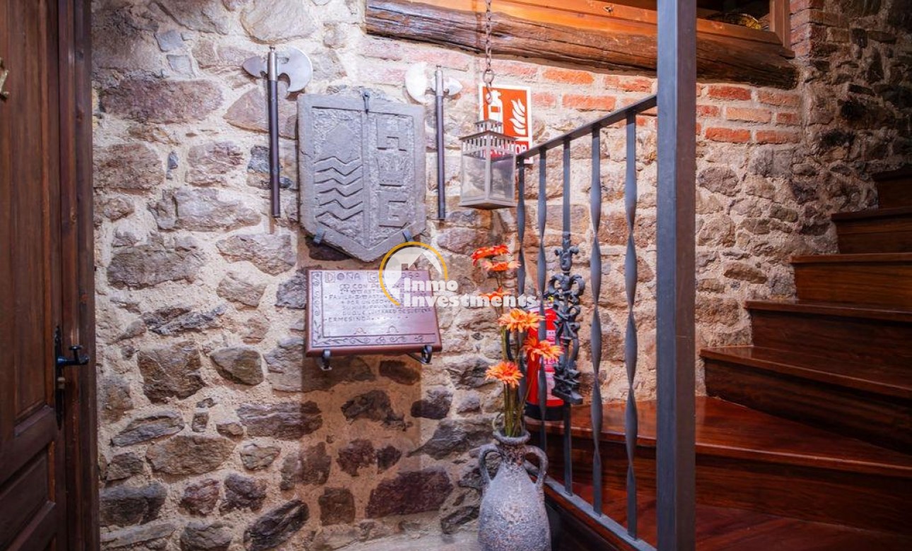 Bestaande bouw - Villa - Lena