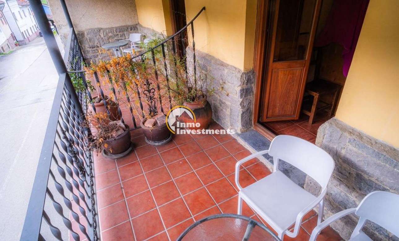 Bestaande bouw - Villa - Lena