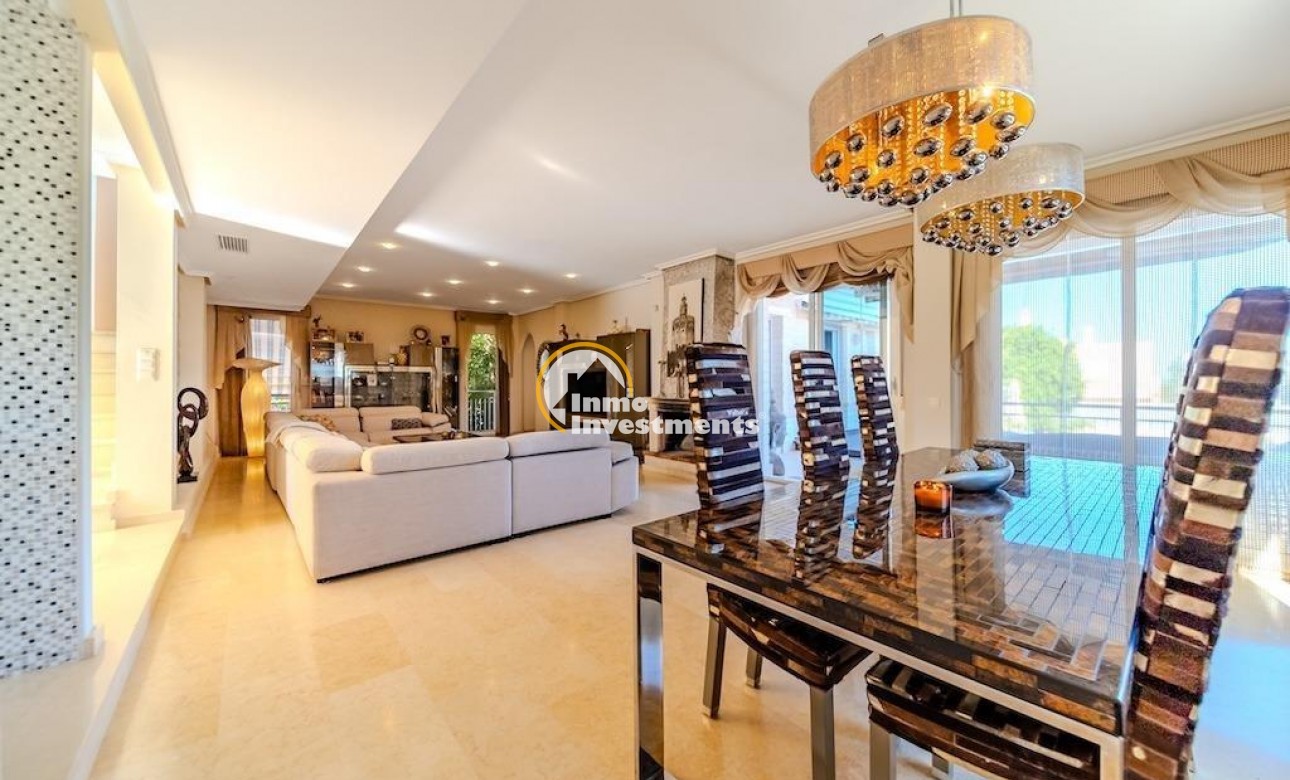 Till salu - Villa - Torrevieja - Torre la mata