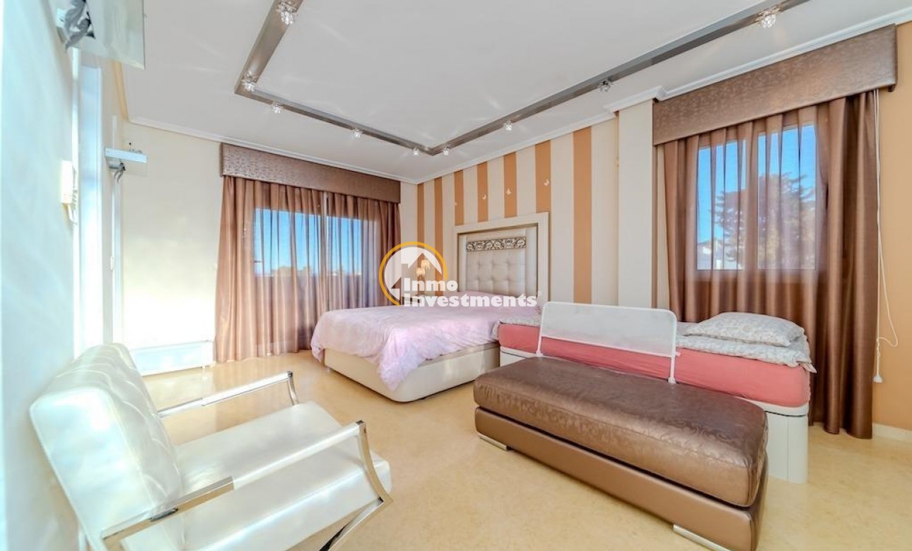 Till salu - Villa - Torrevieja - Torre la mata