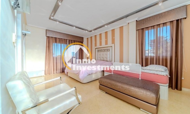 Till salu - Villa - Torrevieja - Torre la mata