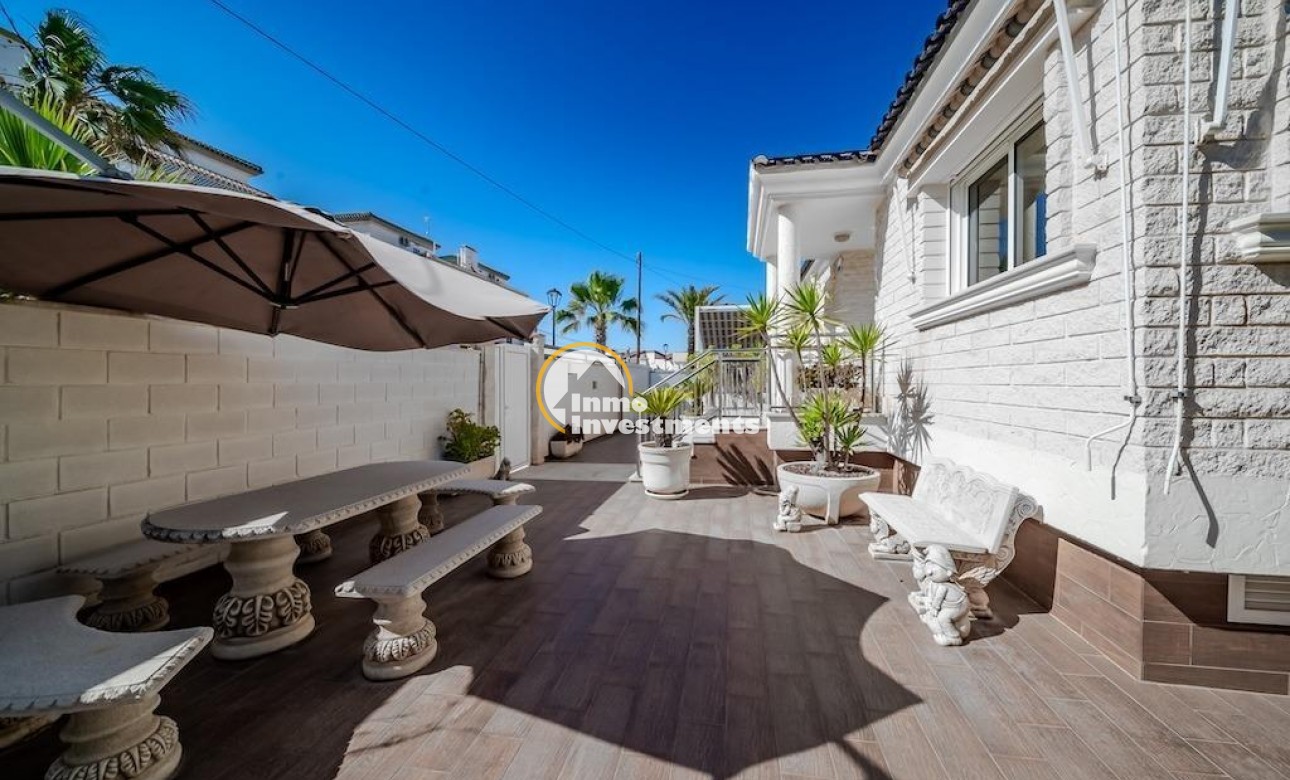 Till salu - Villa - Torrevieja - Torre la mata