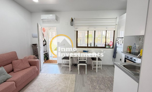 Resale - Bungalow - Torrevieja - Nueva Torrevieja