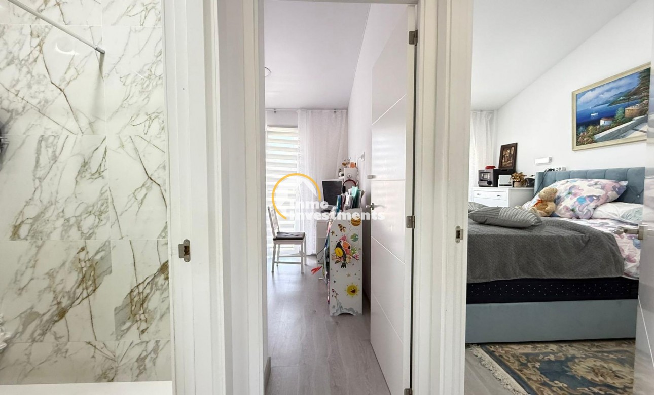 Resale - Bungalow - Torrevieja - Nueva Torrevieja