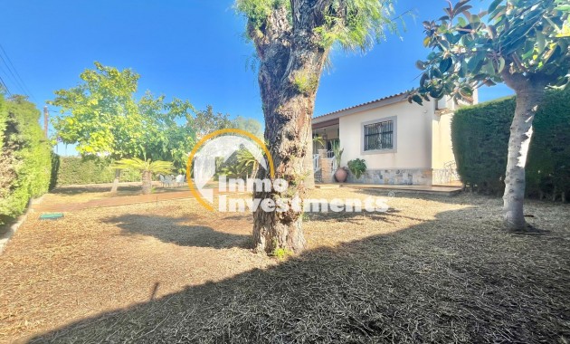 Resale - Villa - Torrevieja - Los Balcones - Los Altos del Edén