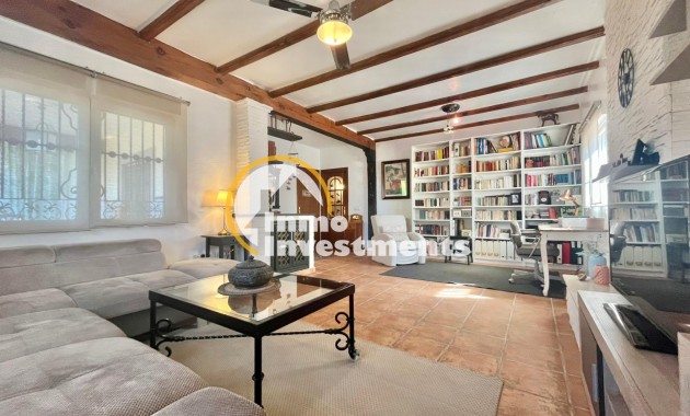 Resale - Villa - Torrevieja - Los Balcones - Los Altos del Edén