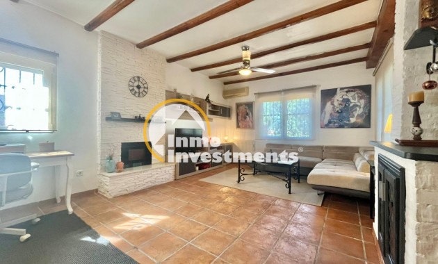 Resale - Villa - Torrevieja - Los Balcones - Los Altos del Edén