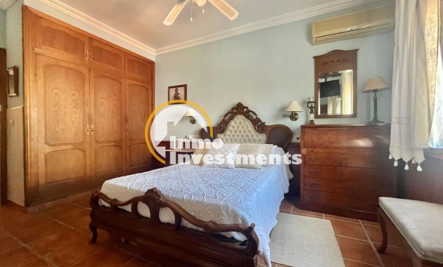 Resale - Villa - Torrevieja - Los Balcones - Los Altos del Edén