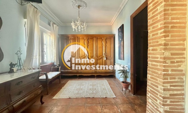 Resale - Villa - Torrevieja - Los Balcones - Los Altos del Edén