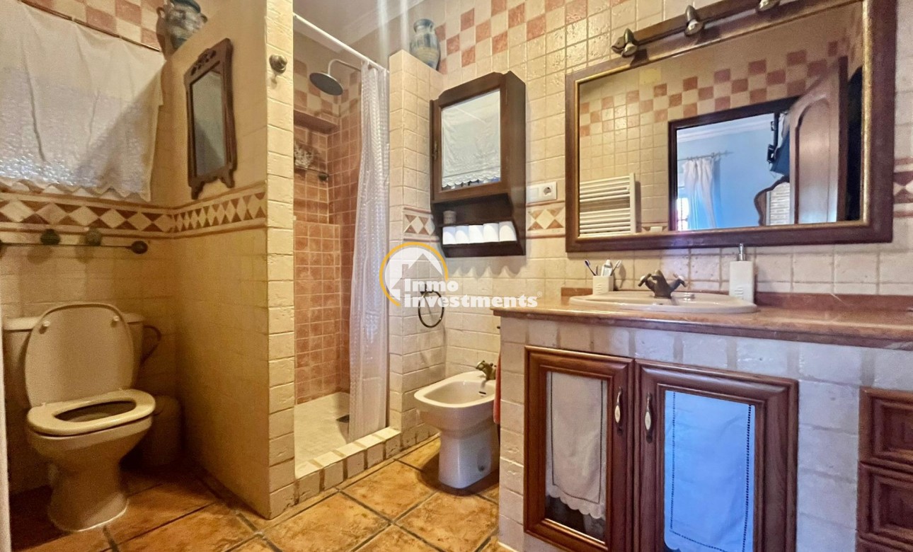 Resale - Villa - Torrevieja - Los Balcones - Los Altos del Edén