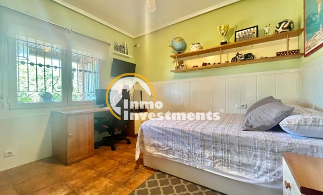 Resale - Villa - Torrevieja - Los Balcones - Los Altos del Edén