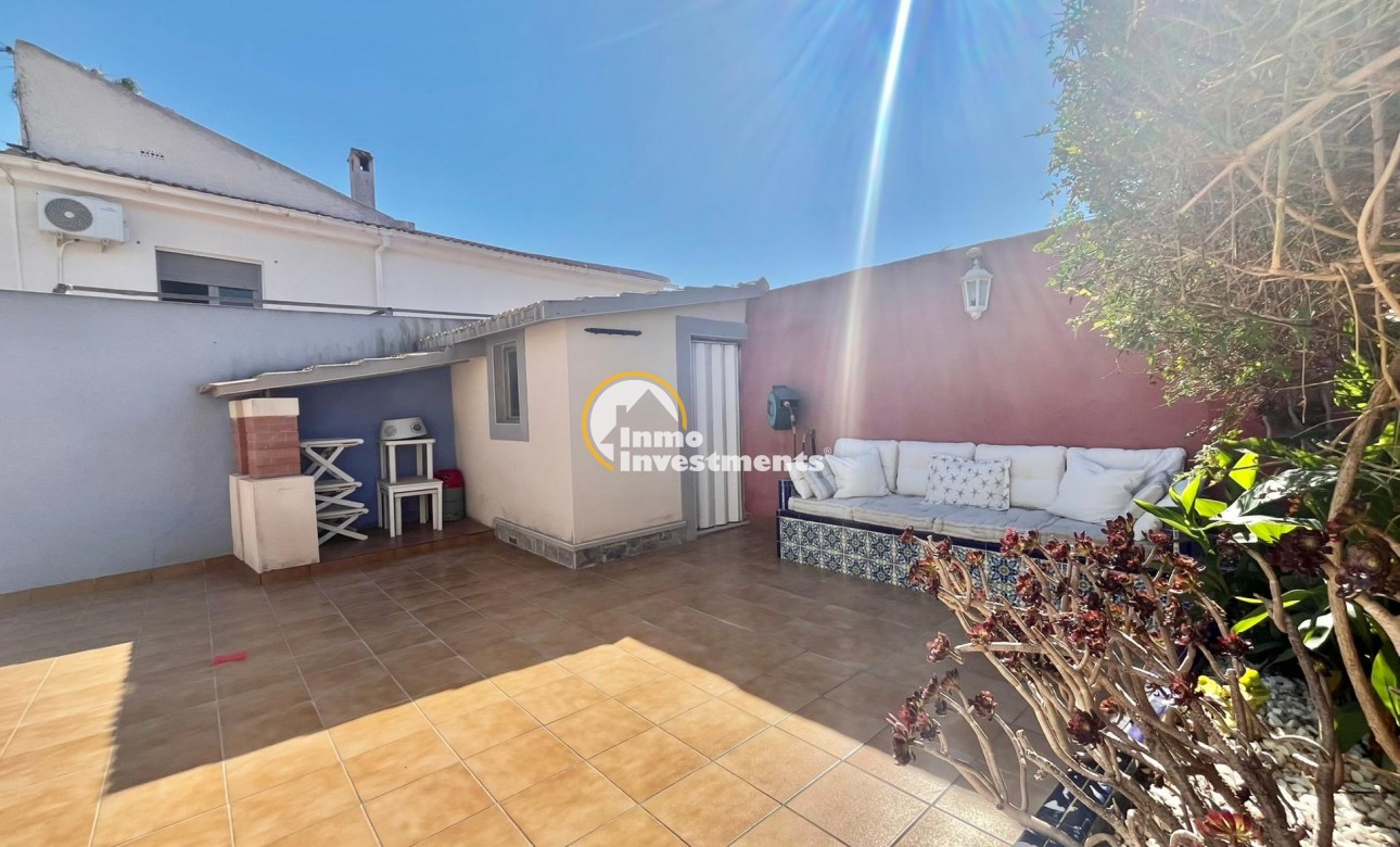 Resale - Villa - Torrevieja - Los Balcones - Los Altos del Edén