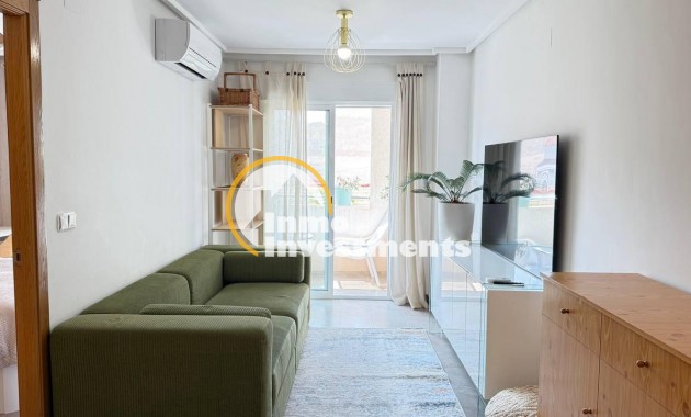 Resale - Apartment - Torrevieja