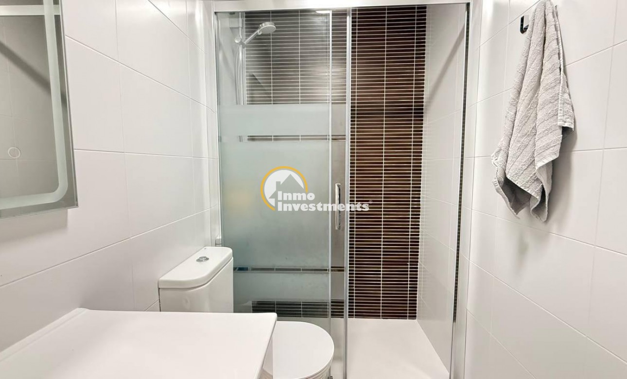 Resale - Apartment - Torrevieja