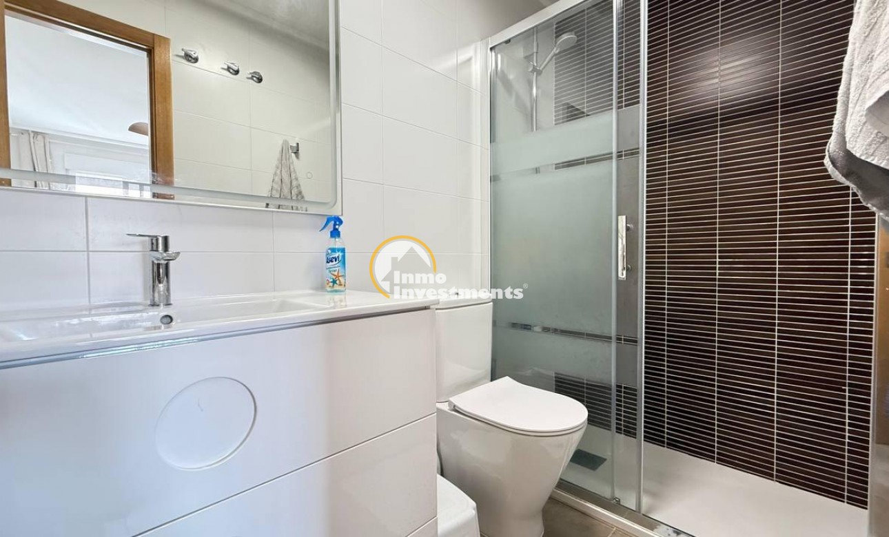Resale - Apartment - Torrevieja