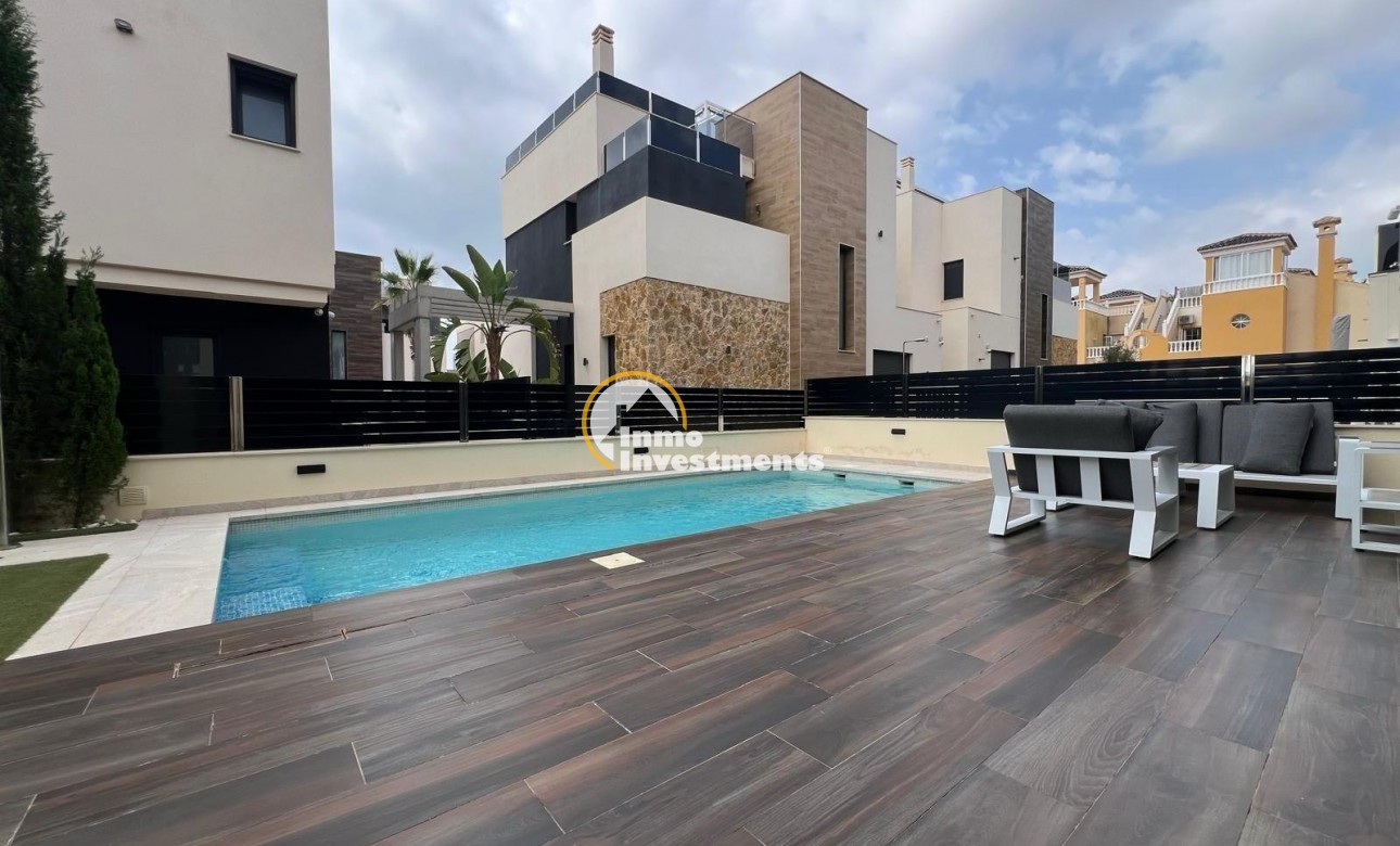 Reventa - Chalet independiente - Orihuela Costa - Lomas De Cabo Roig