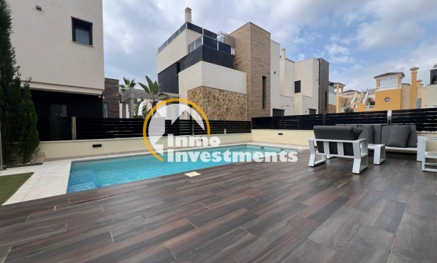 Reventa - Chalet independiente - Orihuela Costa - Lomas De Cabo Roig