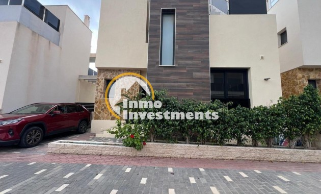 Reventa - Chalet independiente - Orihuela Costa - Lomas De Cabo Roig