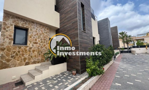 Reventa - Chalet independiente - Orihuela Costa - Lomas De Cabo Roig