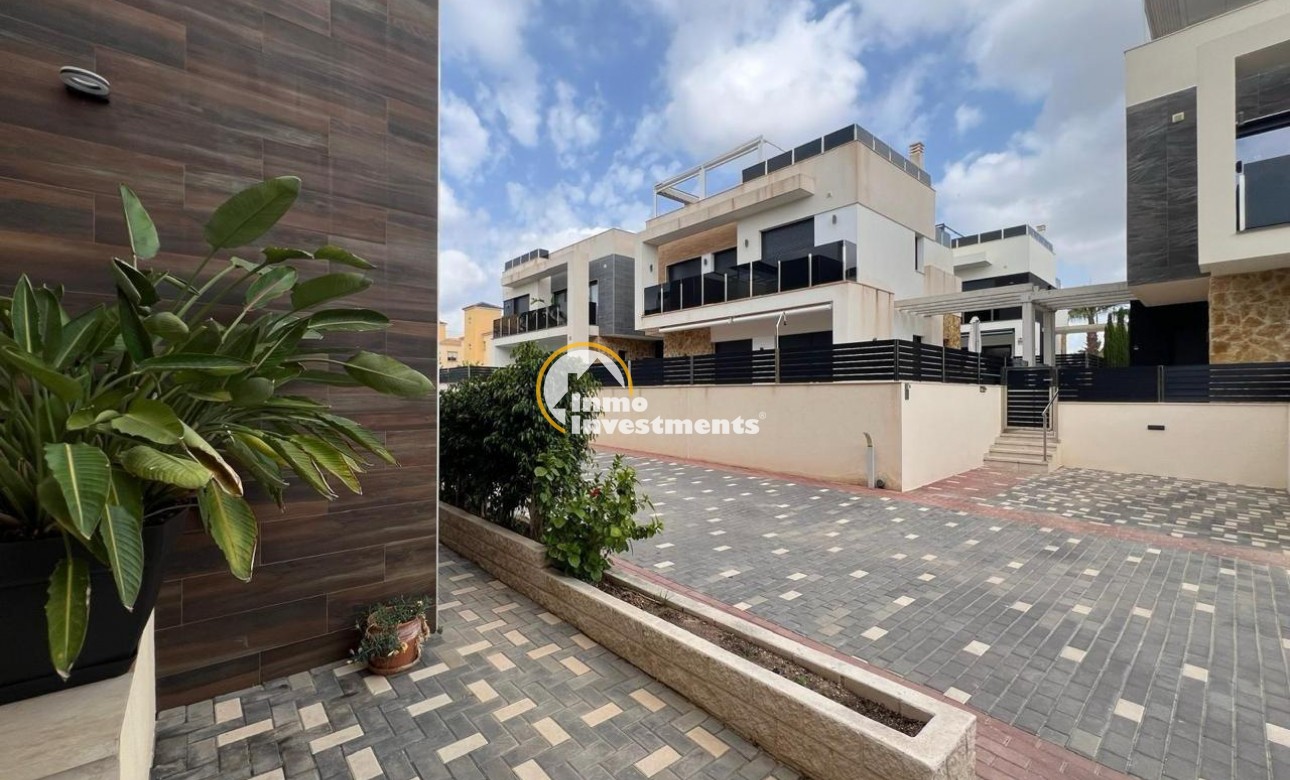 Reventa - Chalet independiente - Orihuela Costa - Lomas De Cabo Roig