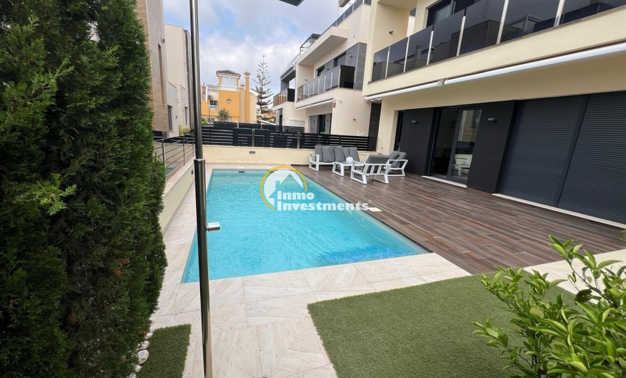 Reventa - Chalet independiente - Orihuela Costa - Lomas De Cabo Roig