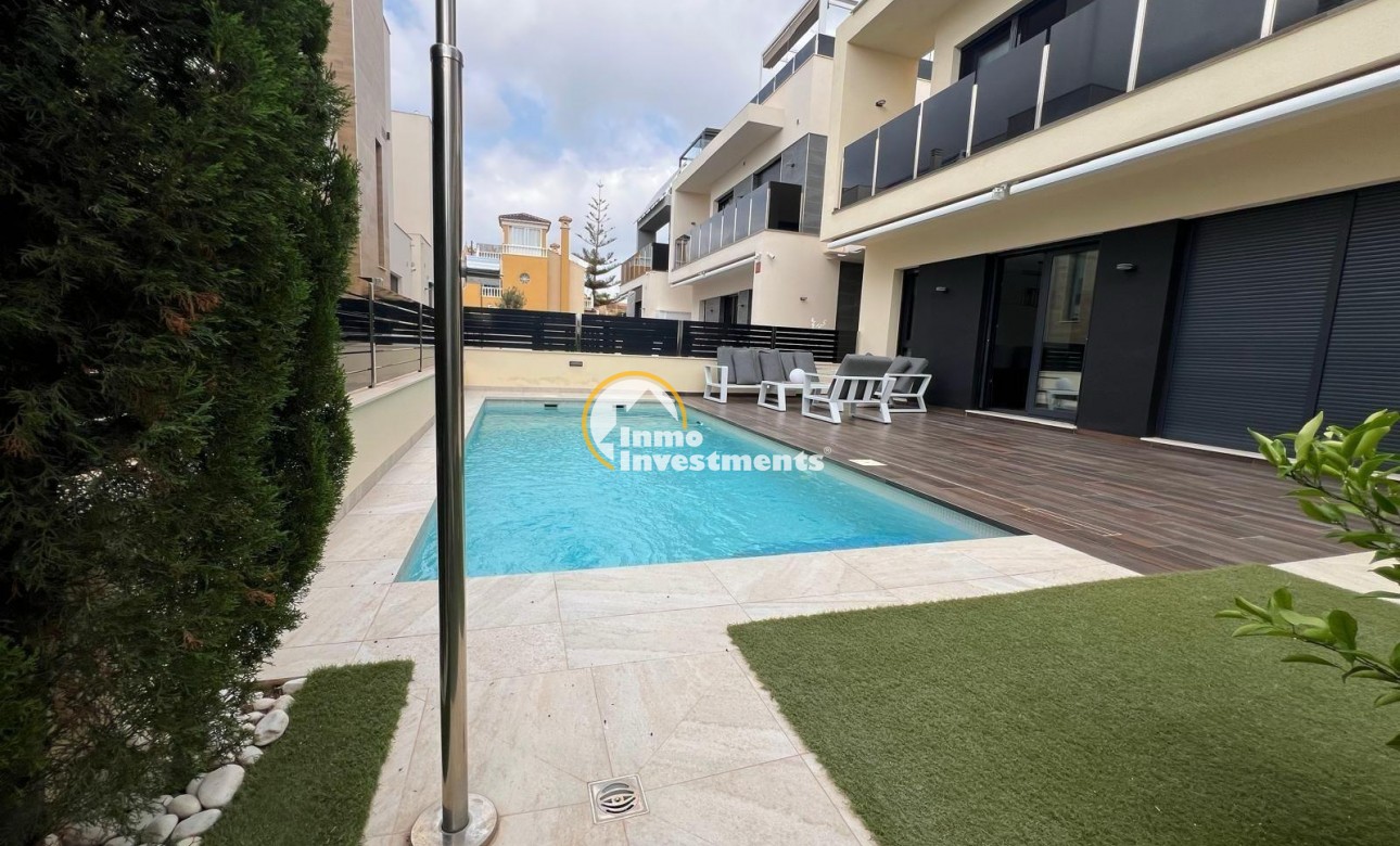 Reventa - Chalet independiente - Orihuela Costa - Lomas De Cabo Roig