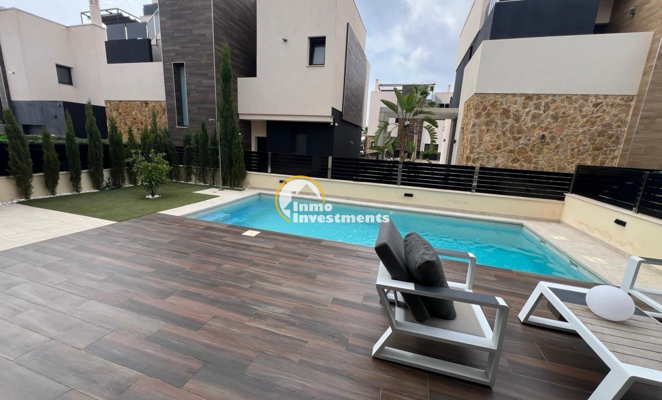 Reventa - Chalet independiente - Orihuela Costa - Lomas De Cabo Roig