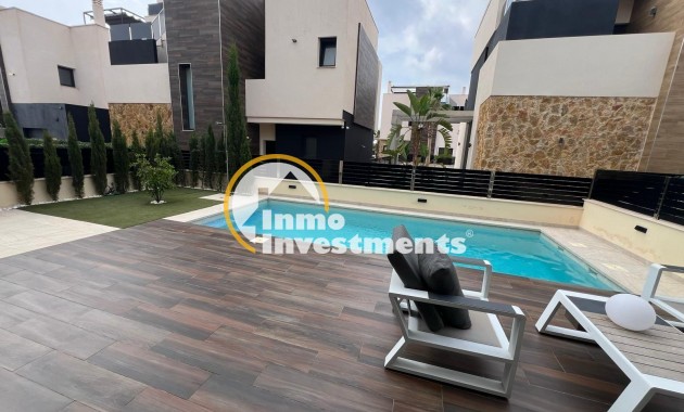 Reventa - Chalet independiente - Orihuela Costa - Lomas De Cabo Roig