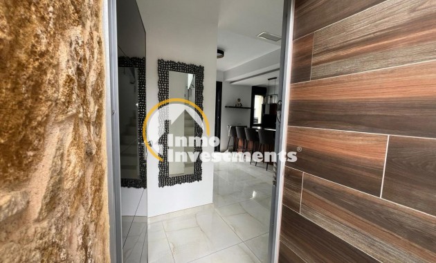 Reventa - Chalet independiente - Orihuela Costa - Lomas De Cabo Roig