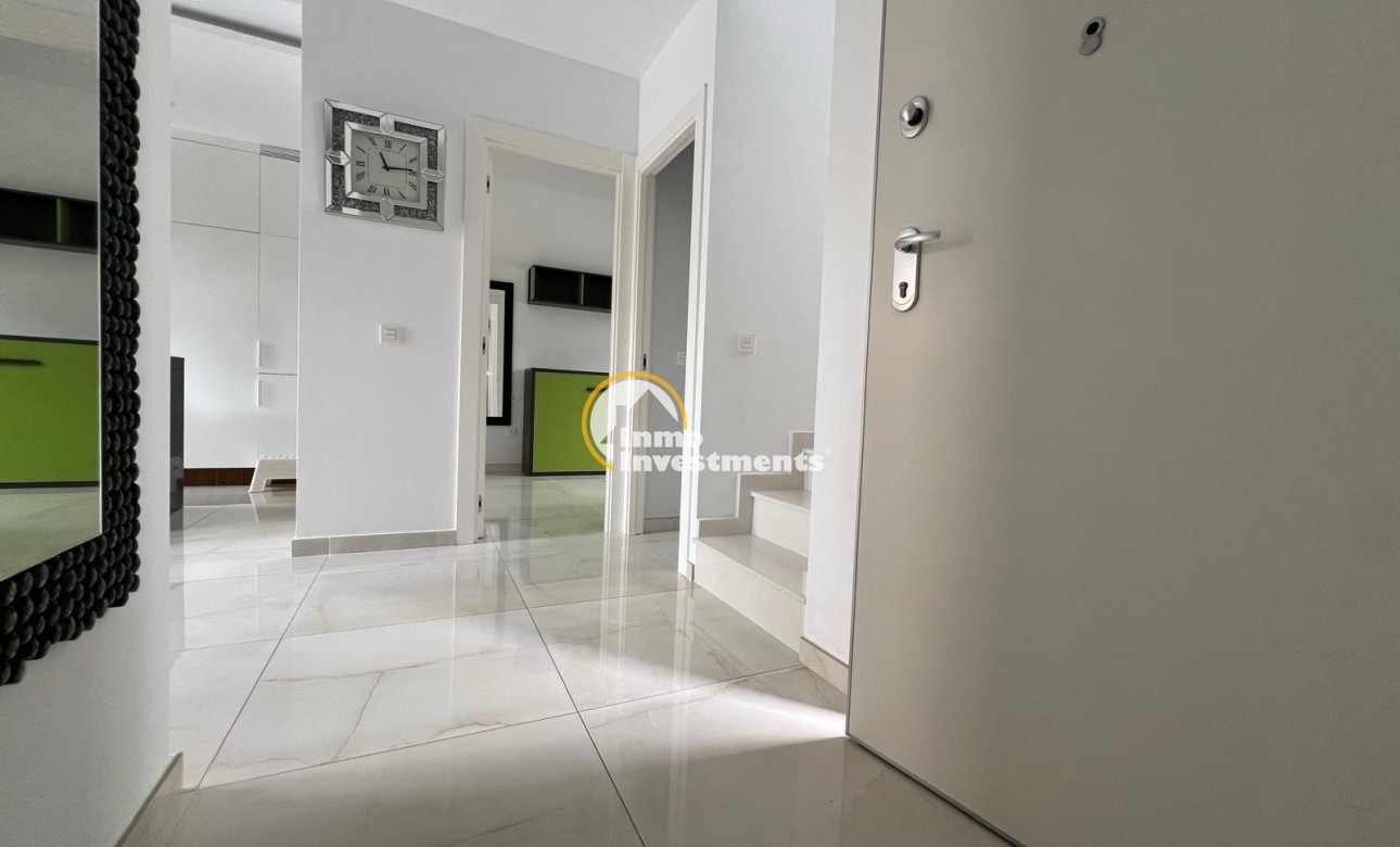 Reventa - Chalet independiente - Orihuela Costa - Lomas De Cabo Roig