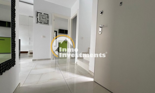 Reventa - Chalet independiente - Orihuela Costa - Lomas De Cabo Roig