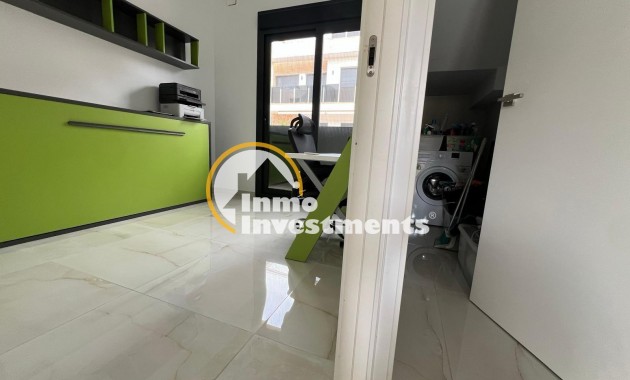 Reventa - Chalet independiente - Orihuela Costa - Lomas De Cabo Roig