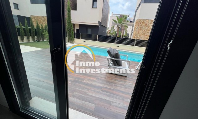 Reventa - Chalet independiente - Orihuela Costa - Lomas De Cabo Roig