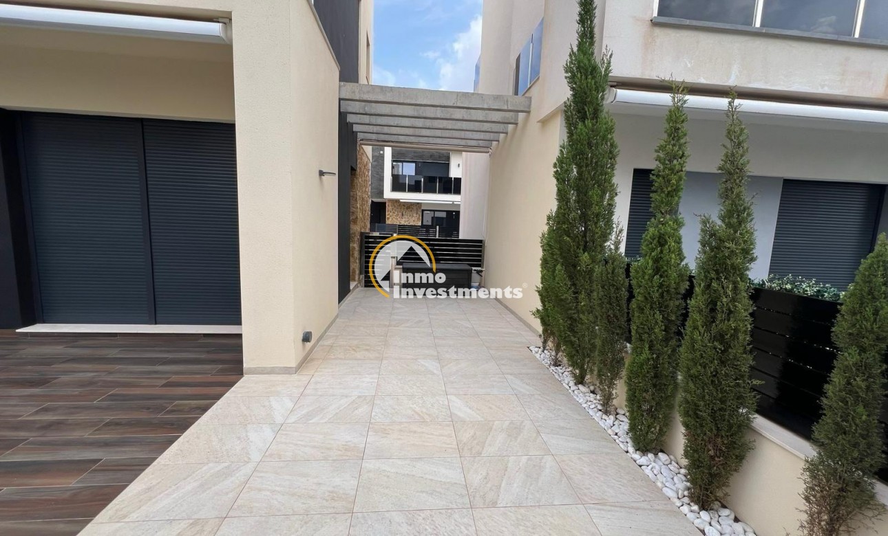 Reventa - Chalet independiente - Orihuela Costa - Lomas De Cabo Roig