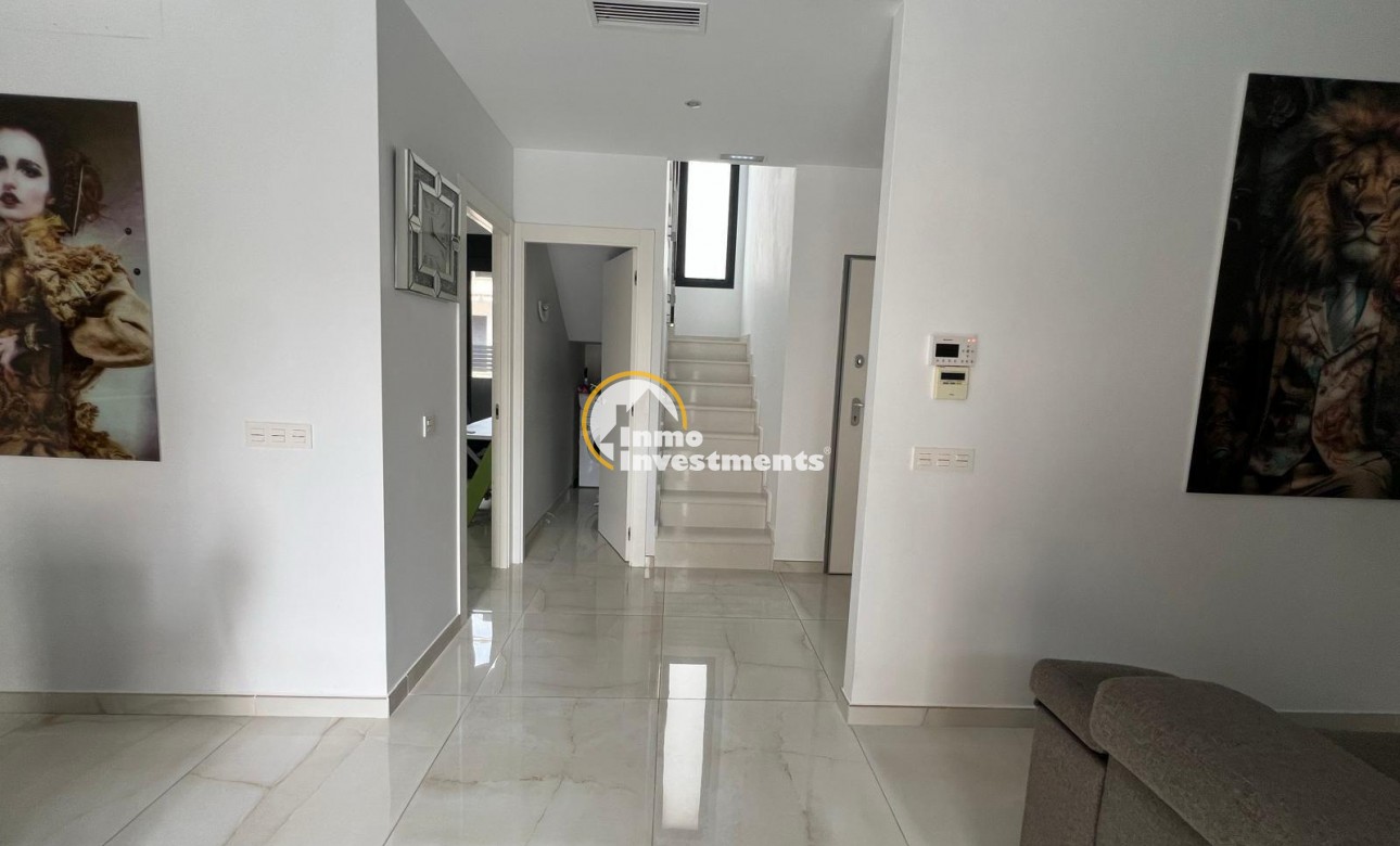 Reventa - Chalet independiente - Orihuela Costa - Lomas De Cabo Roig