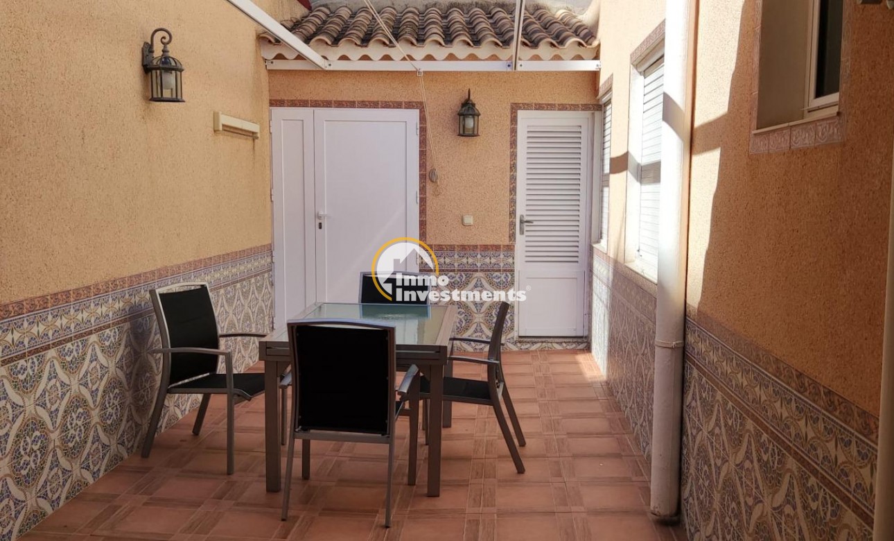 Reventa - Chalet independiente - Torrevieja - Centro