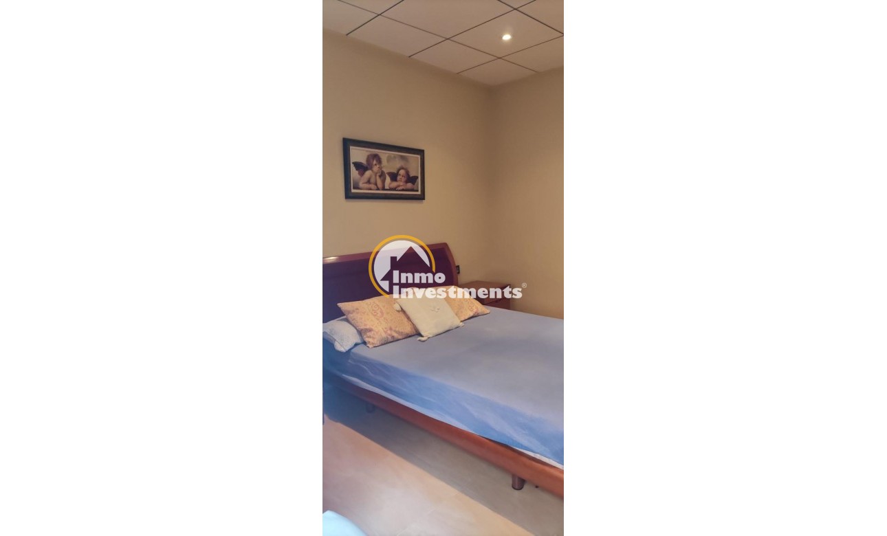 Reventa - Chalet independiente - Torrevieja - Centro