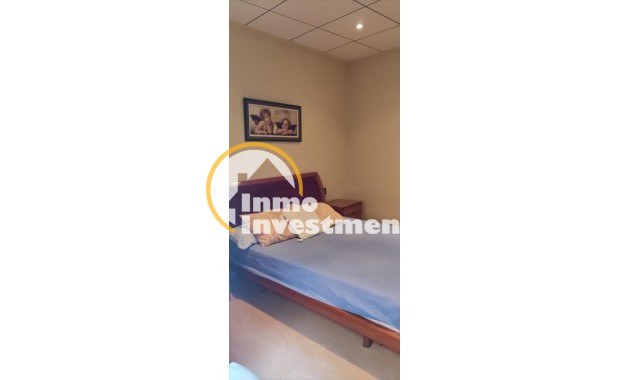 Reventa - Chalet independiente - Torrevieja - Centro