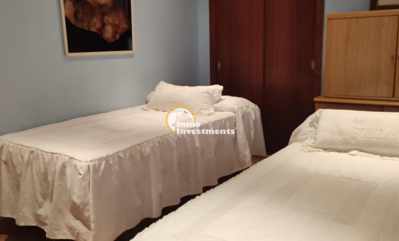 Reventa - Chalet independiente - Torrevieja - Centro