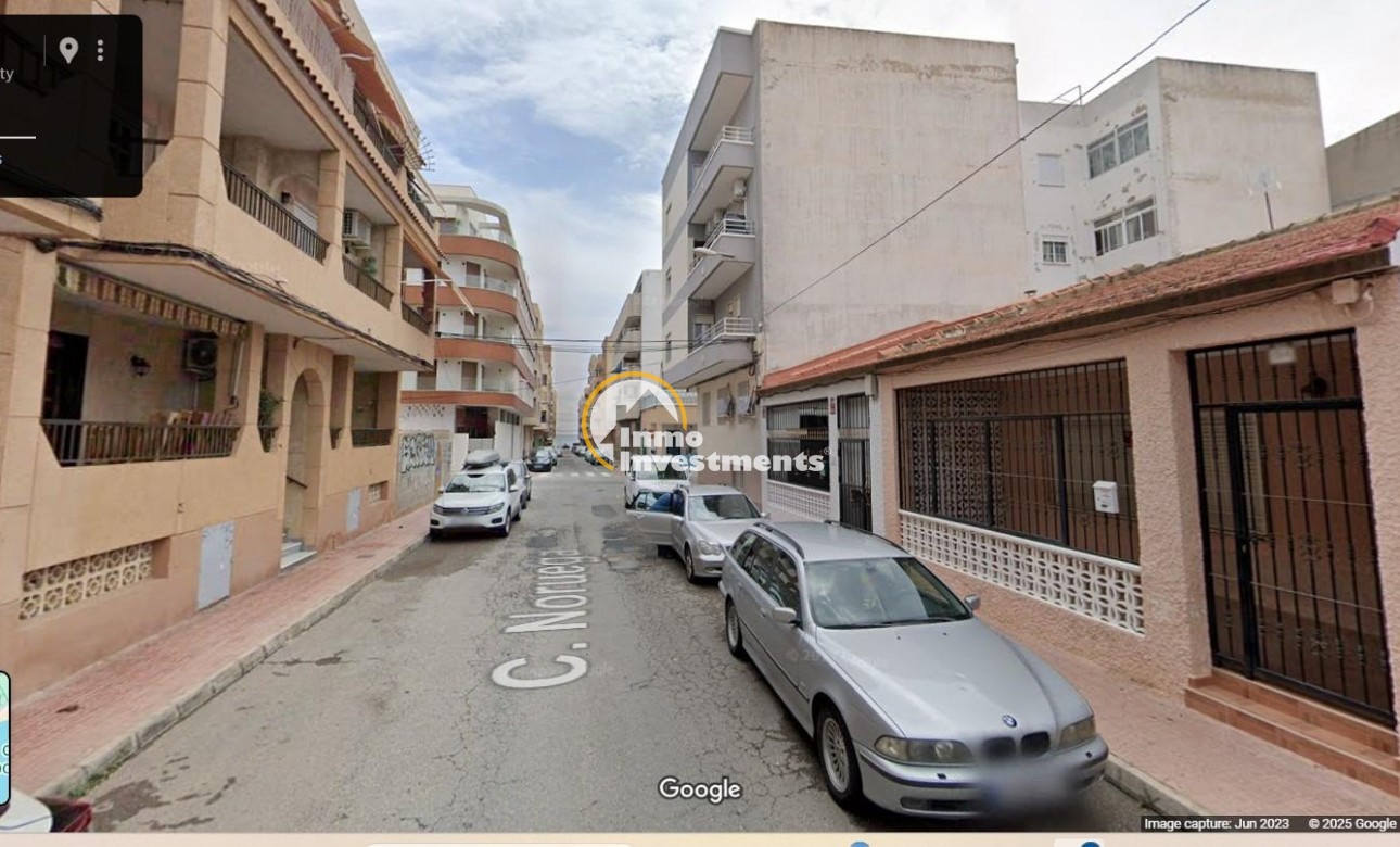 Reventa - Chalet independiente - Torrevieja - Centro