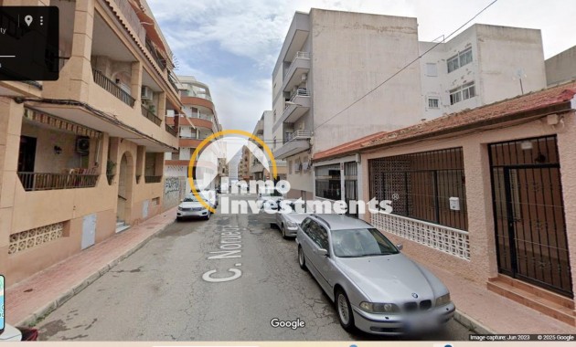 Reventa - Chalet independiente - Torrevieja - Centro