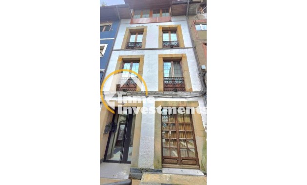 Reventa - Local comercial - Valdes - Luarca - Valdés