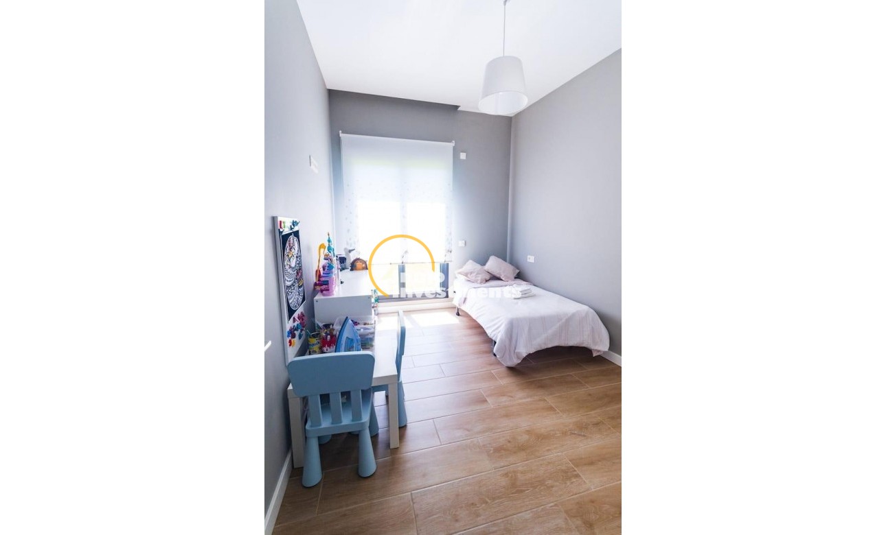 Reventa - Chalet independiente - Gijon - Bernueces