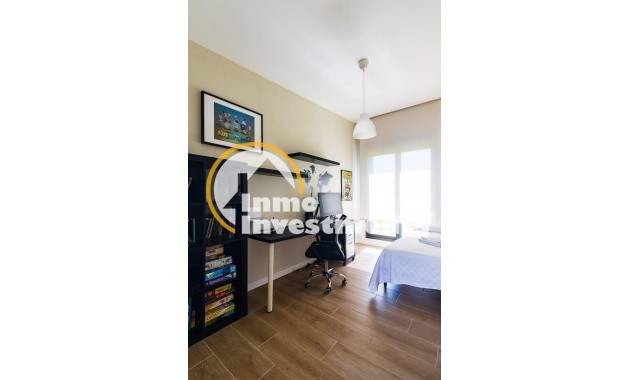 Reventa - Chalet independiente - Gijon - Bernueces