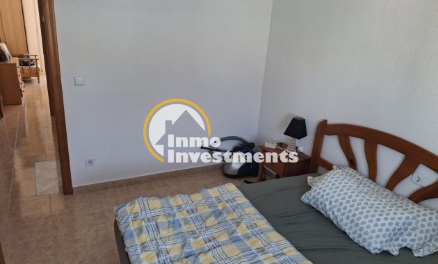 Reventa - Chalet independiente - Torrevieja - El Limonar