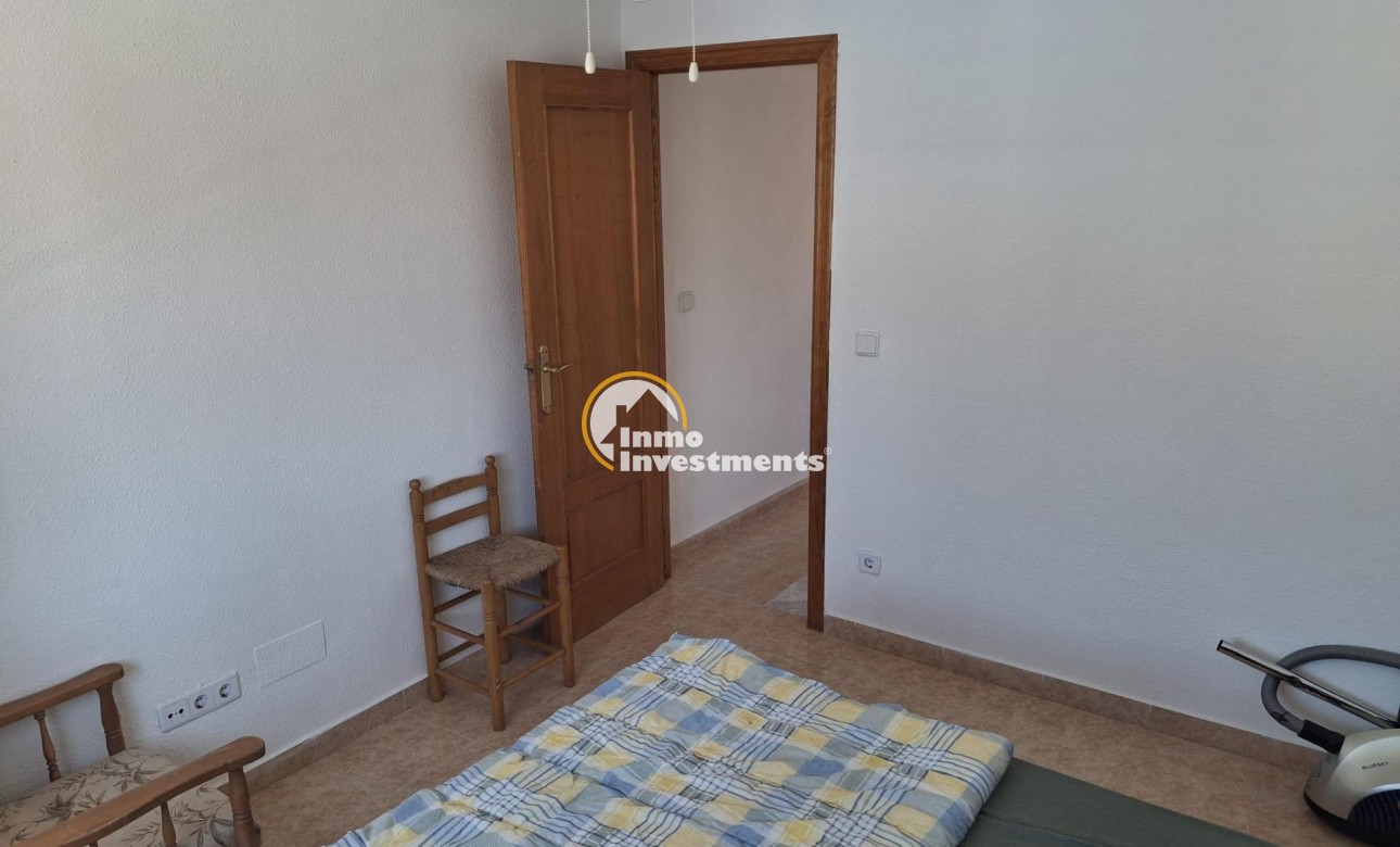 Reventa - Chalet independiente - Torrevieja - El Limonar