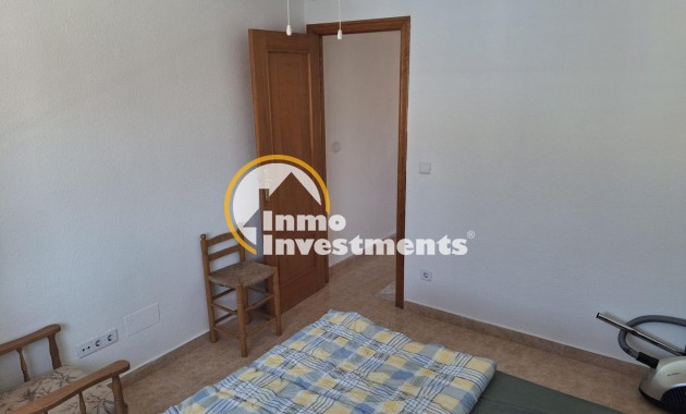 Reventa - Chalet independiente - Torrevieja - El Limonar