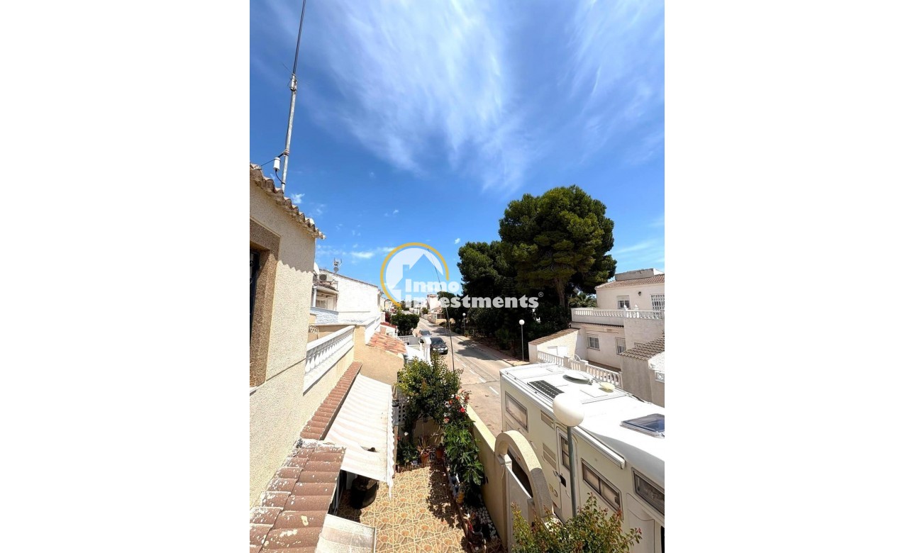 Reventa - Chalet independiente - Torrevieja - El Limonar